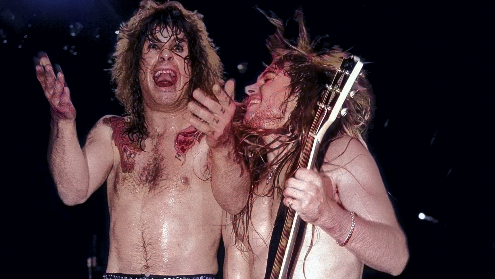 British musician Ozzy Osbourne (left) and American guitarist Zakk Wylde perform at the Poplar Creek Music Theater in Hoffman Estates, Chicago, Illinois, July 12, 1989.