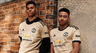 Manchester United away 2019/20
