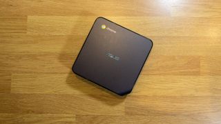 A birds-eye-view of the Asus Chromebox 4