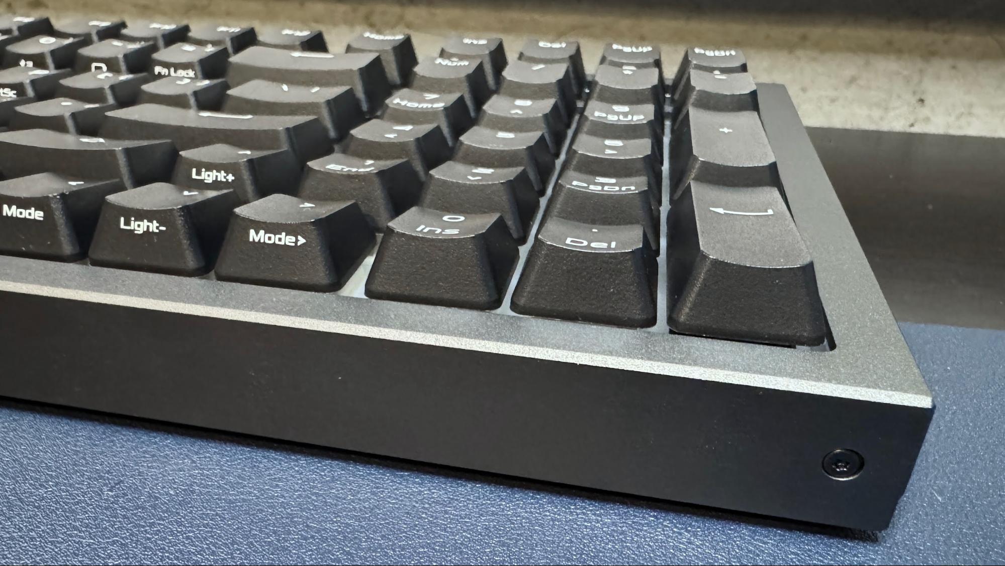 Asus ROG Strix Morph 96 Wireless