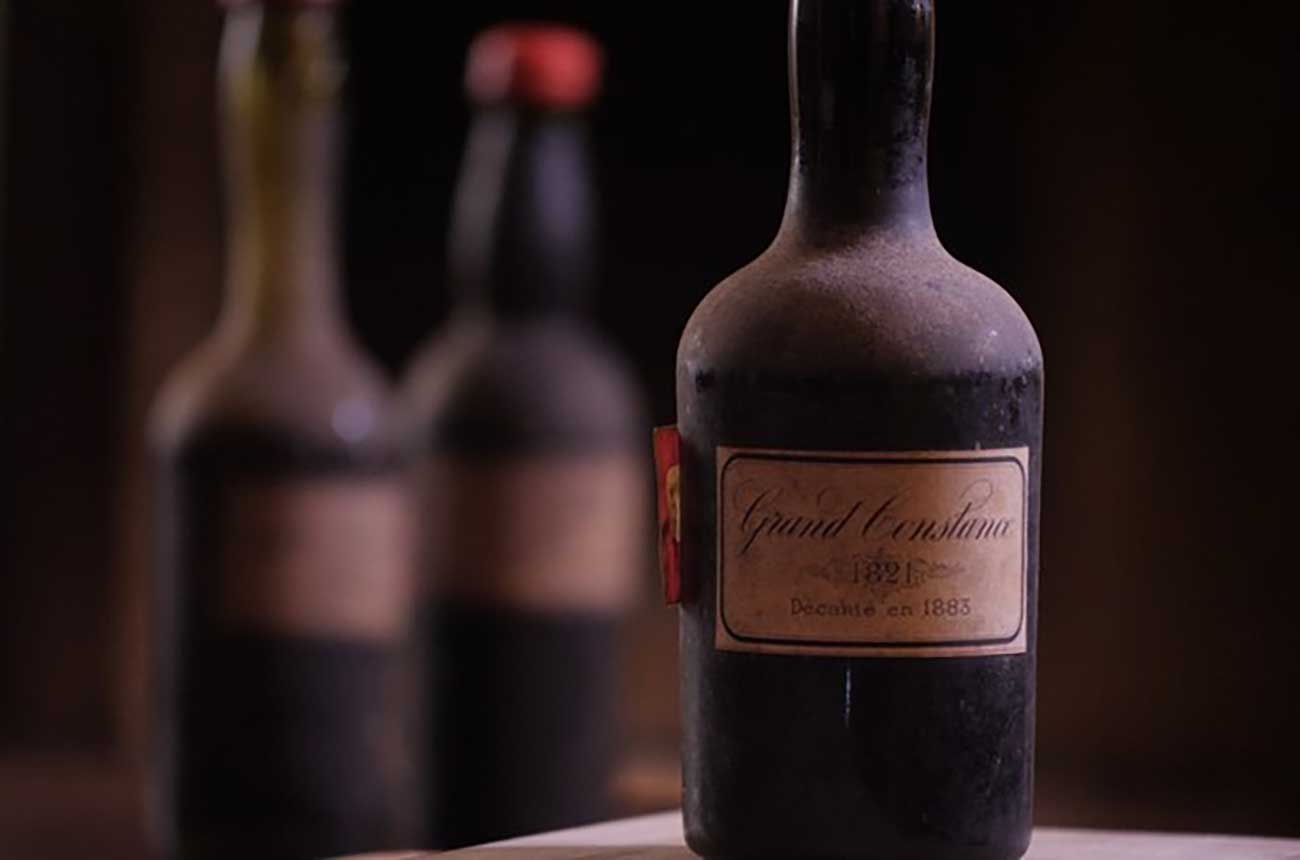 The Grand Constance 1821 is a rare and highly prized sweet wine from the Constantia vineyard.