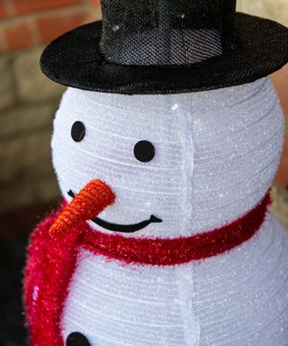 LED pop up snowman with top hat