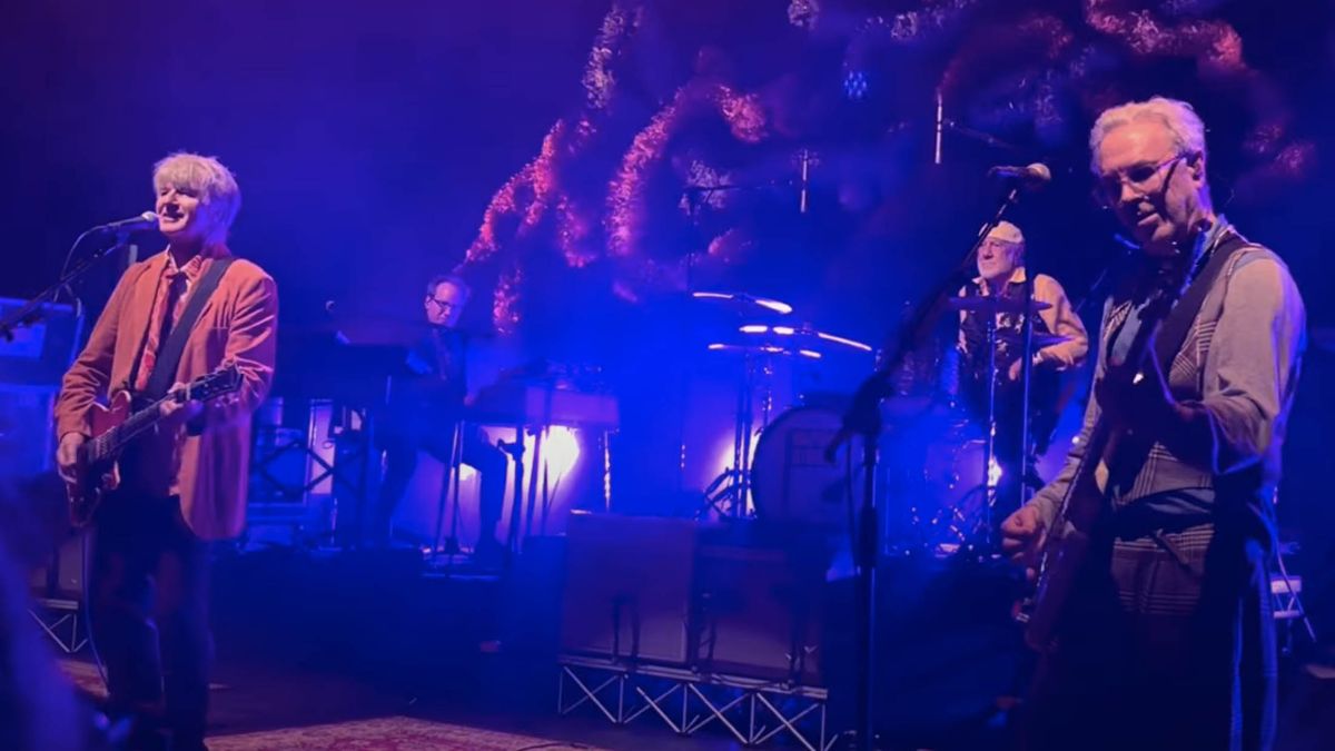 Crowded House performing with Mick Fleetwood