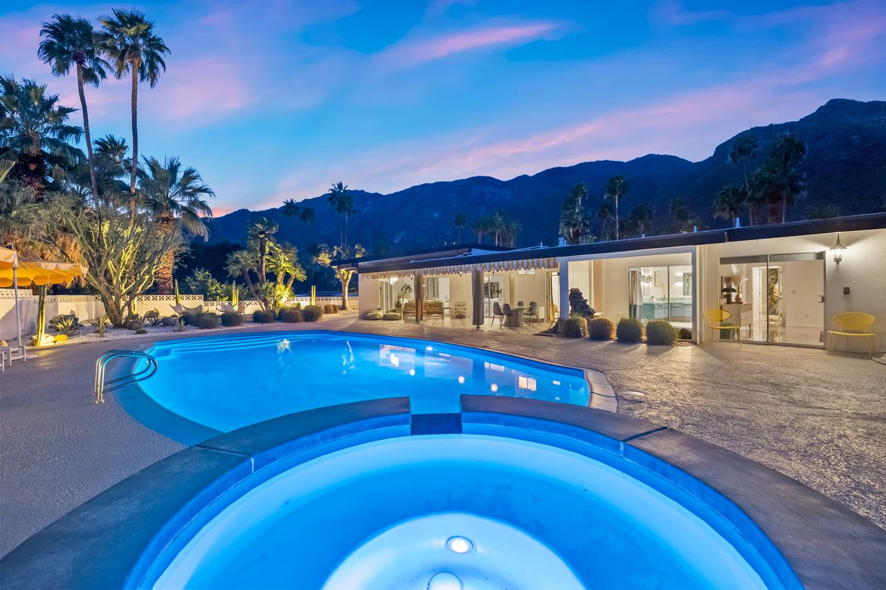 The Marilyn Monroe Doll House in Palm Springs