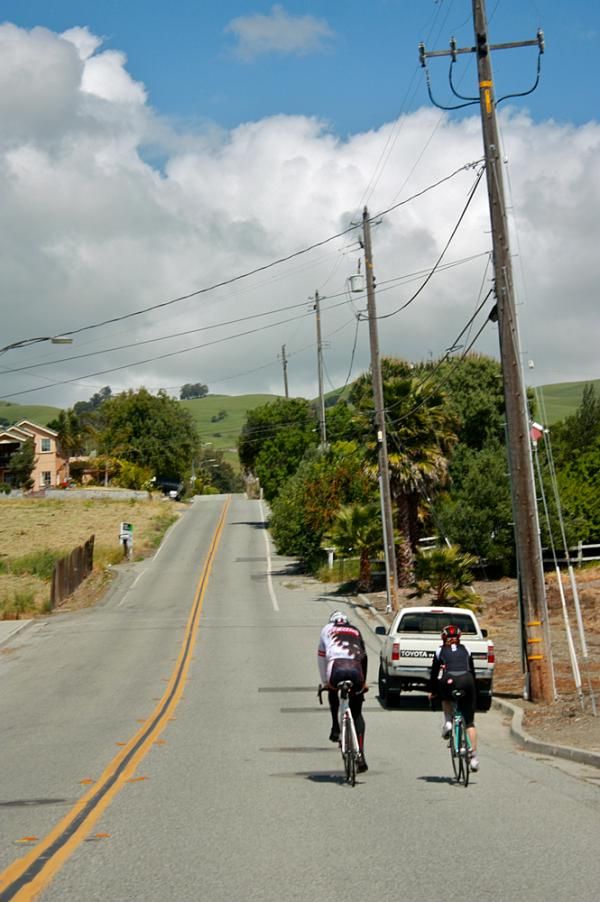 The wall of Sierra Road.