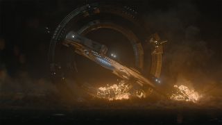 Ein Kriegsschiff des Imperiums stürzt in Foundation-Episode 5 auf Terminus ab