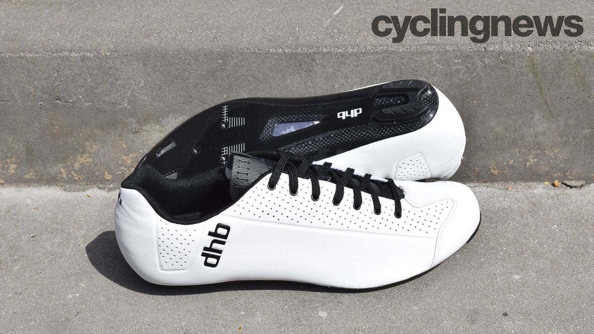 The dhb Dorica carbon road shoes look and feel like a shoe twice their price