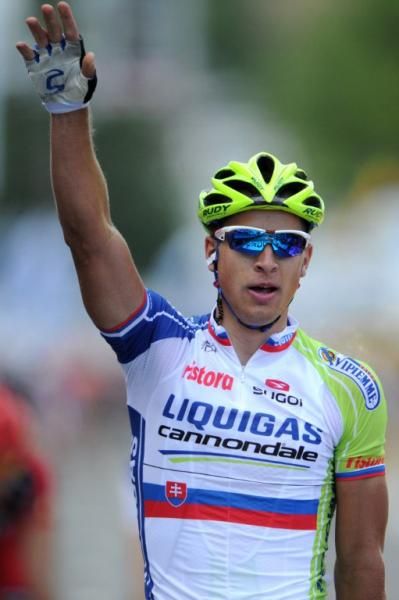 Peter Sagan (Liquigas-Cannondale) begins his debut Tour in impressive fashion with victory in stage 1.