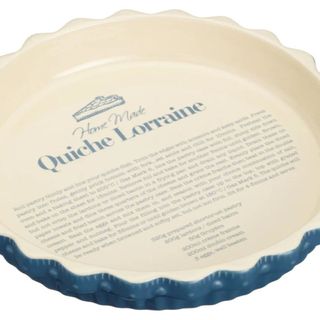 Dish for quiche lorraine with blue rim