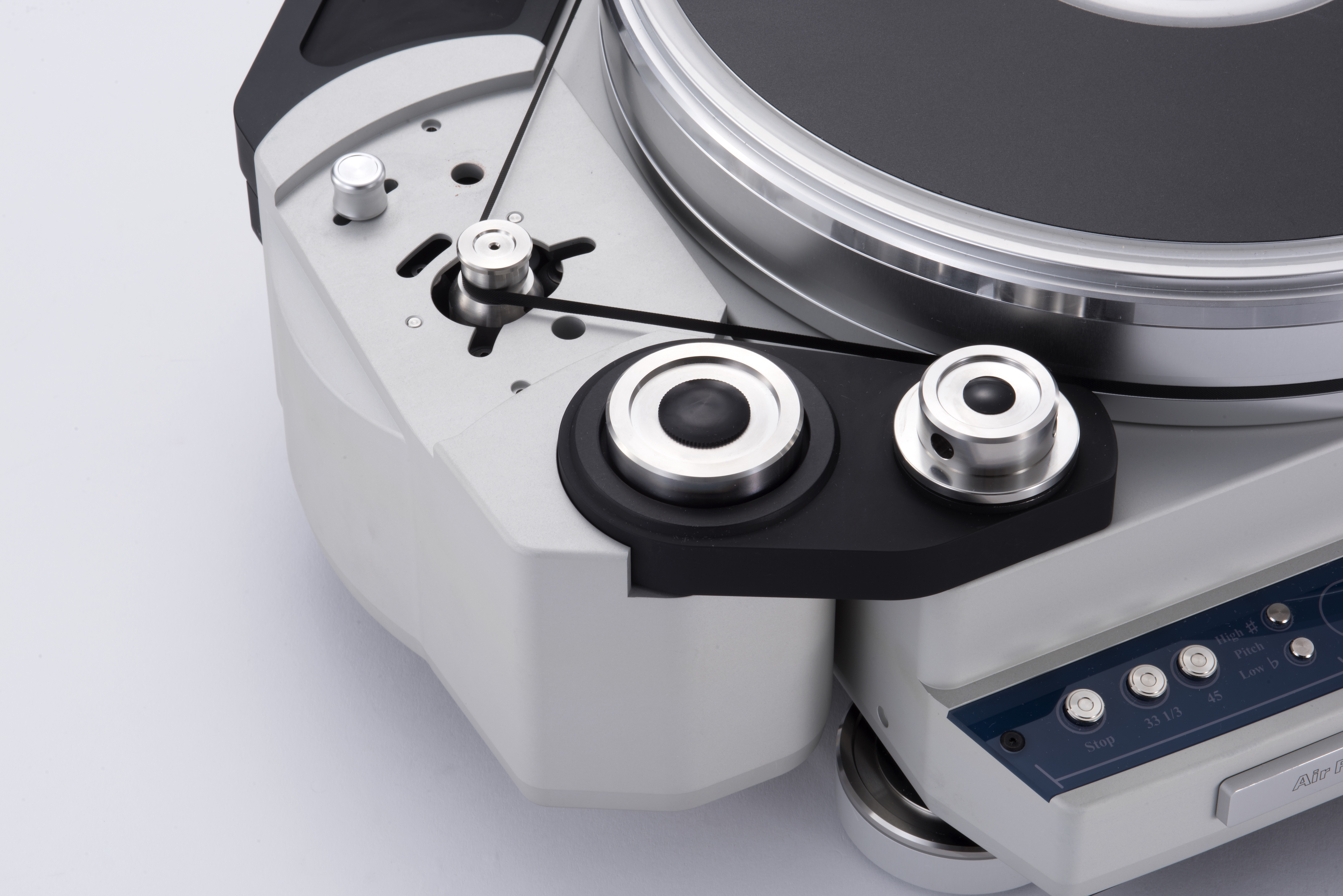 TechDAS Air Force IV turntable in a silver finish