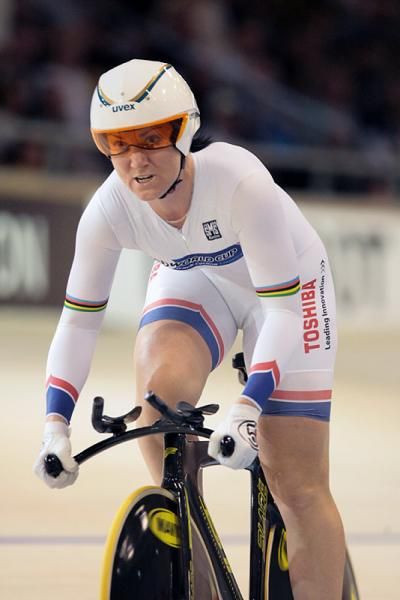 Anna Meares (Australia) starts her ride for the gold medal in the women's 500m time trial.