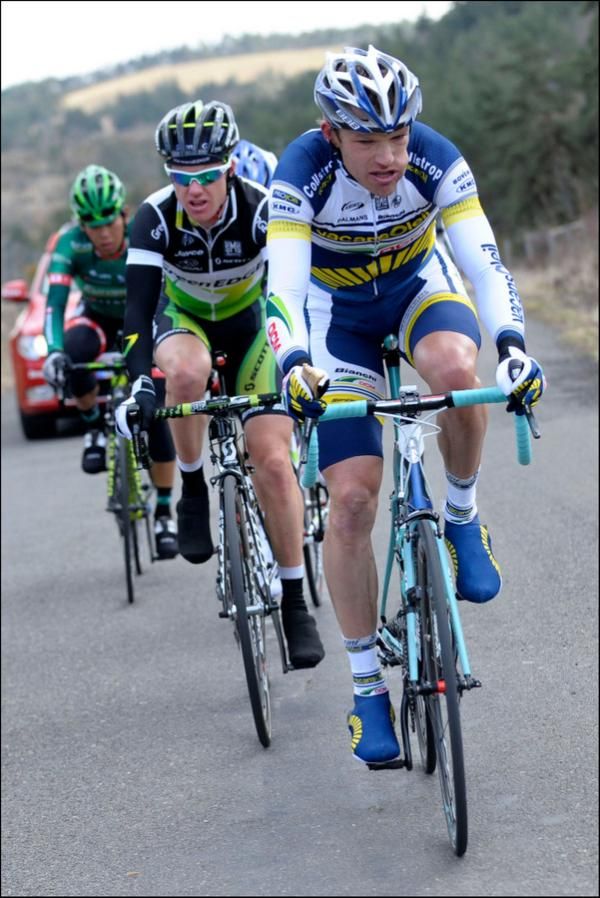 Frederik Veuchelen (Vacansoleil - DCM) ahead of Simon Clarke (GreenEdge).