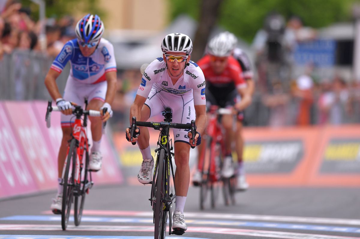 Adam Yates (Orica-Scott) in the white jersey