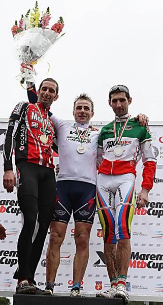 Master 2 men's podium