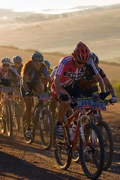 The Trek / VW women push the pace.