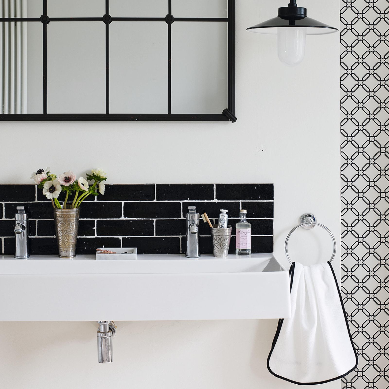 30 en-suite ideas for the perfect bathroom retreat | Ideal Home