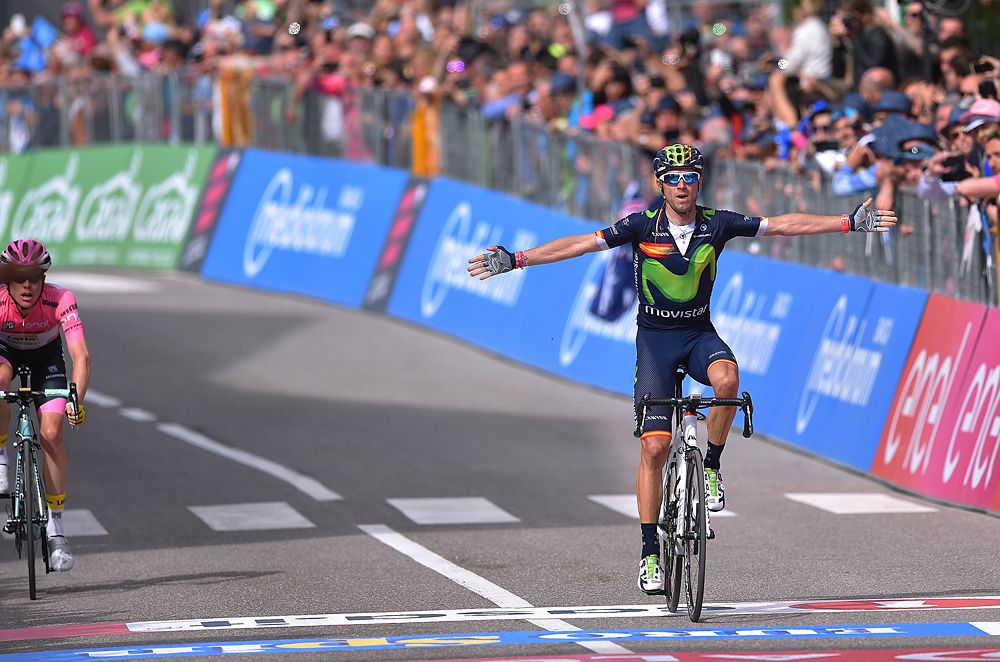 Alejandro Valverde (Movistar) wins stage 16 of the Giro d'Italia in Andalo