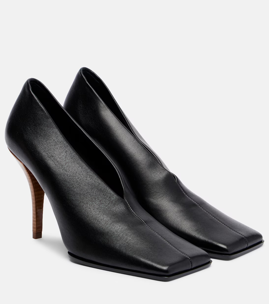 Ala&amp;iuml;a, 90 leather pumps
