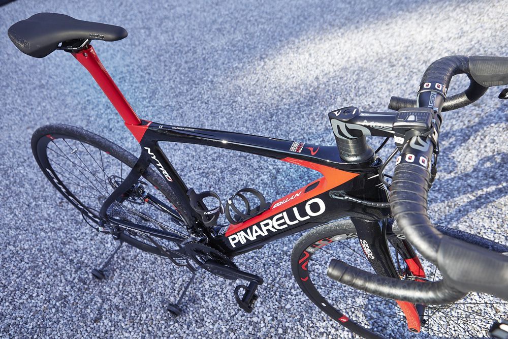 A top down view of the Pinarello Nytro e-bike