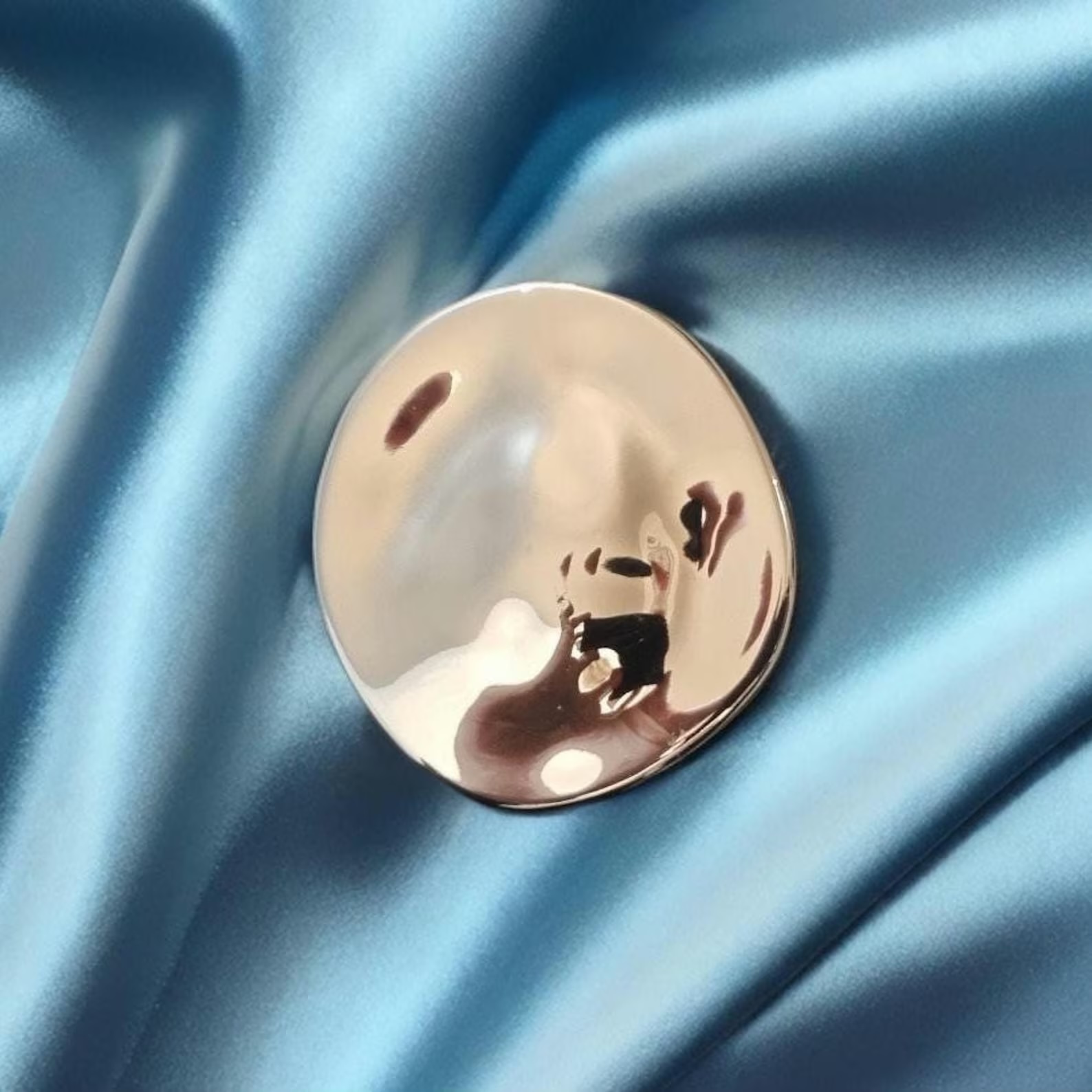 Lynzory, Modern Stainless Steel Brooch: Minimalist Silver Lapel Pin