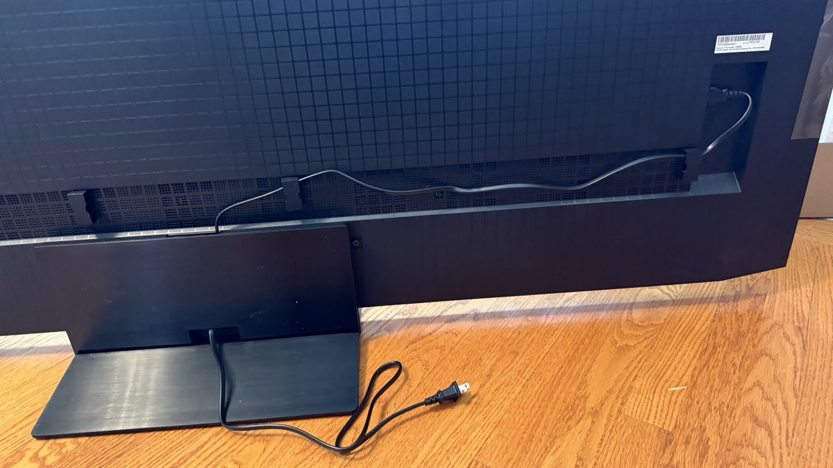 TCL QM8L provides some cable management for a cleaner look