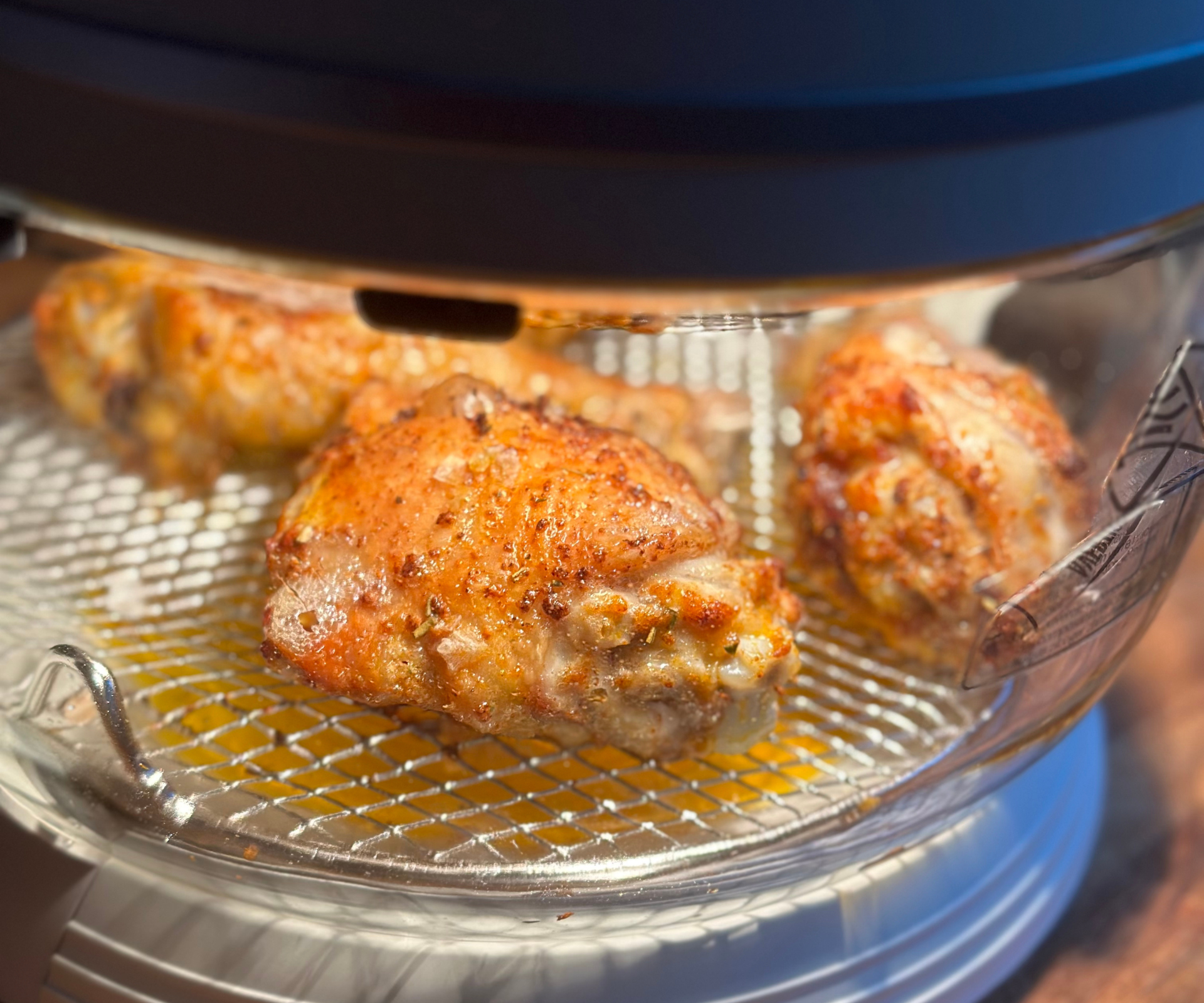 Fritaire Self-Cleaning Air Fryer review – stylish but lacking in ...