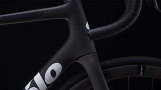 Product shot of the new Cervelo R5 headtube