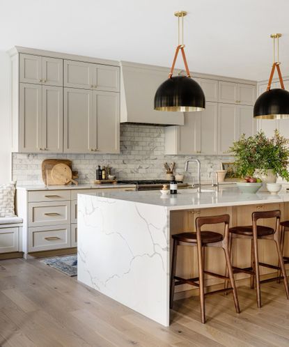 Light gray kitchen ideas: 10 soft and subtle spaces
