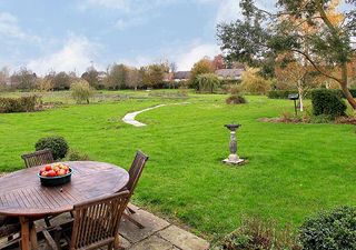 properties with gorgeous gardens for sale