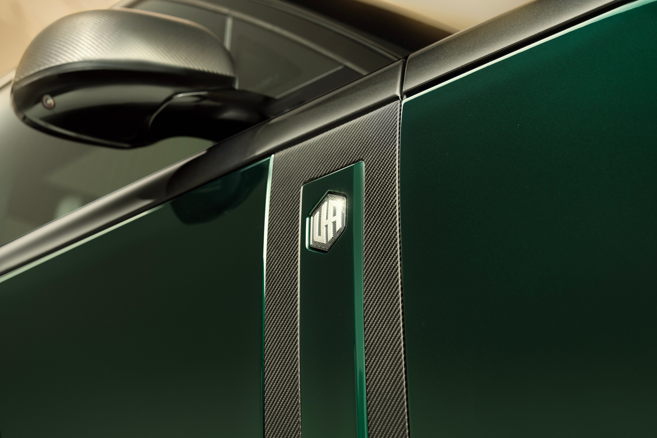 Urban Automotive x Visionnaire Range Rover LWB design details