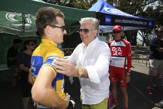 Gerry Ryan congratulates Simon Clarke on his win