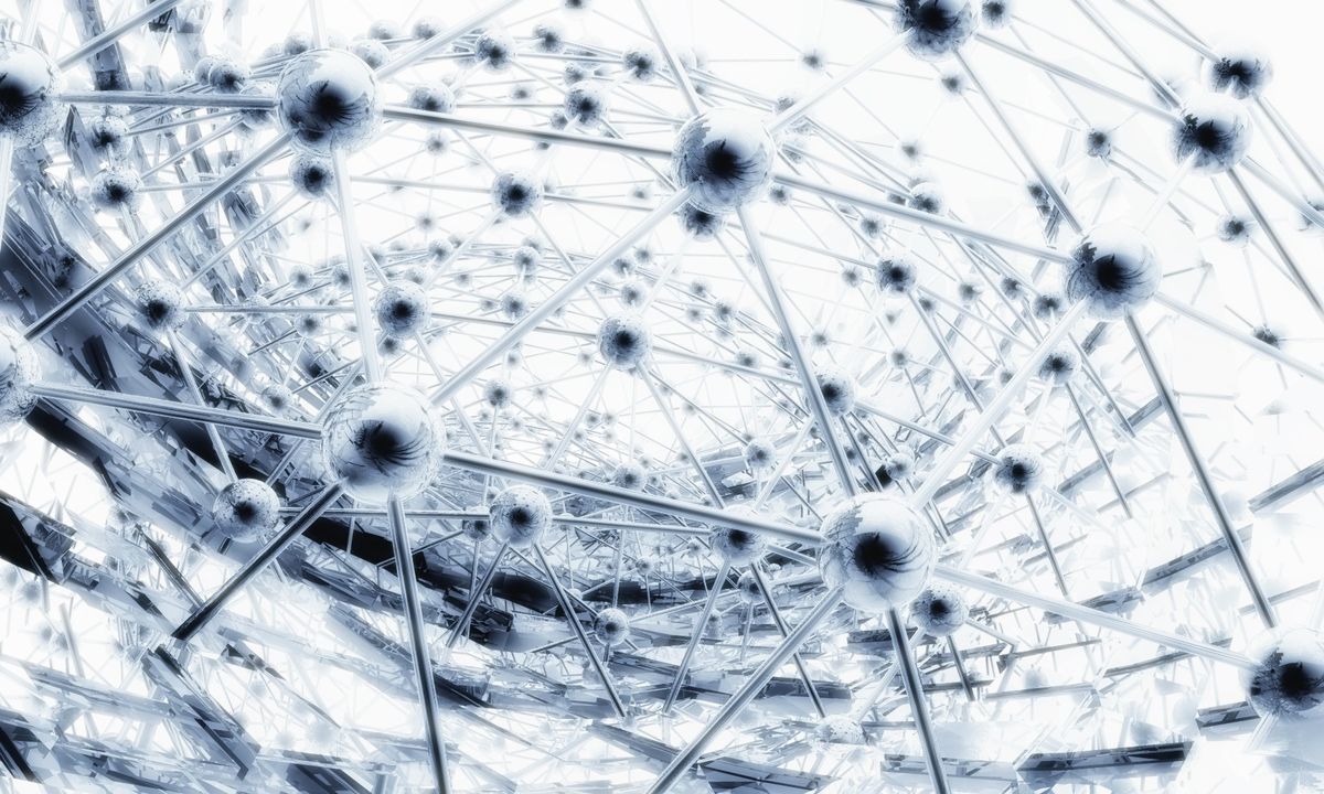 The relationship between temperature (8–36 °C) and the maximum quantum