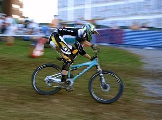 Jared Graves (Yeti) on the way to winning in four-cross, one of several Australian wins over the weekend.