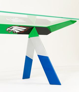 Detail of 'Apache' table