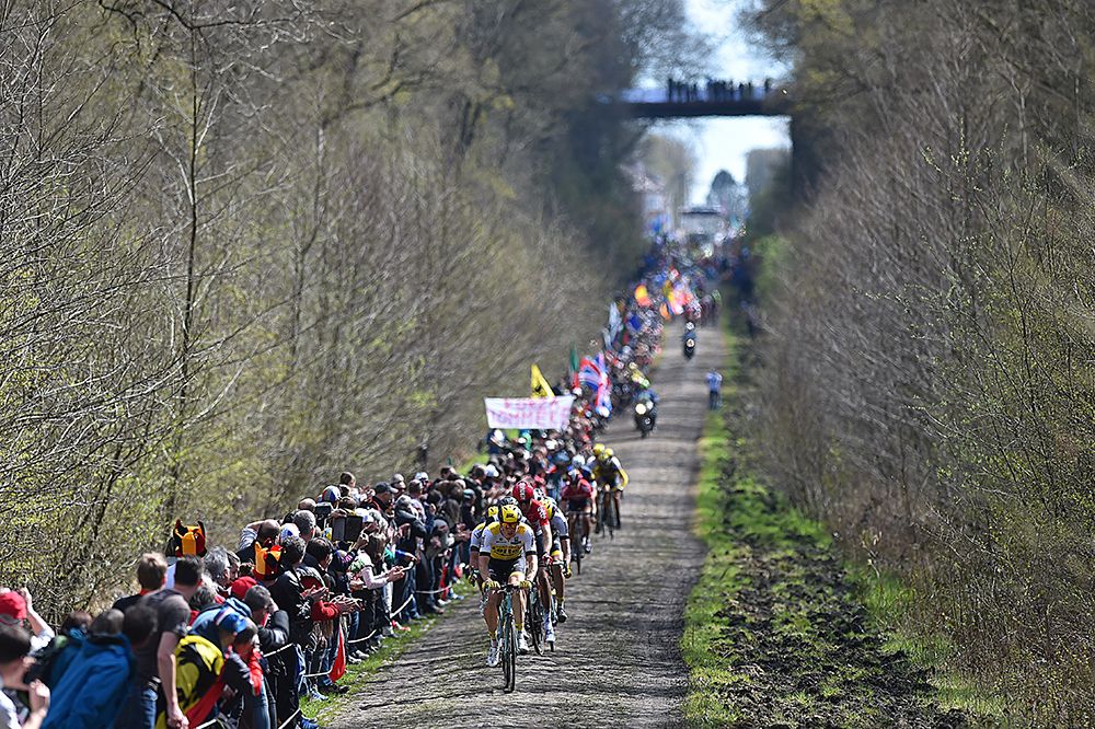 Sep Vanmarcke on the front during the Arenberg