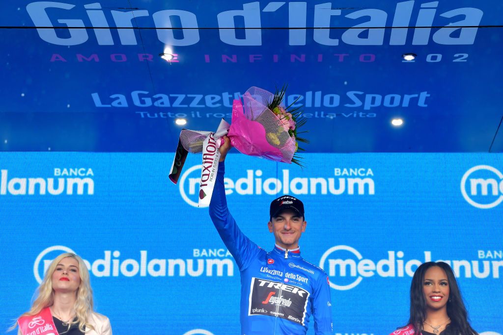 Giulio Ciccone (Trek-Segafredo) keeps the blue jersey