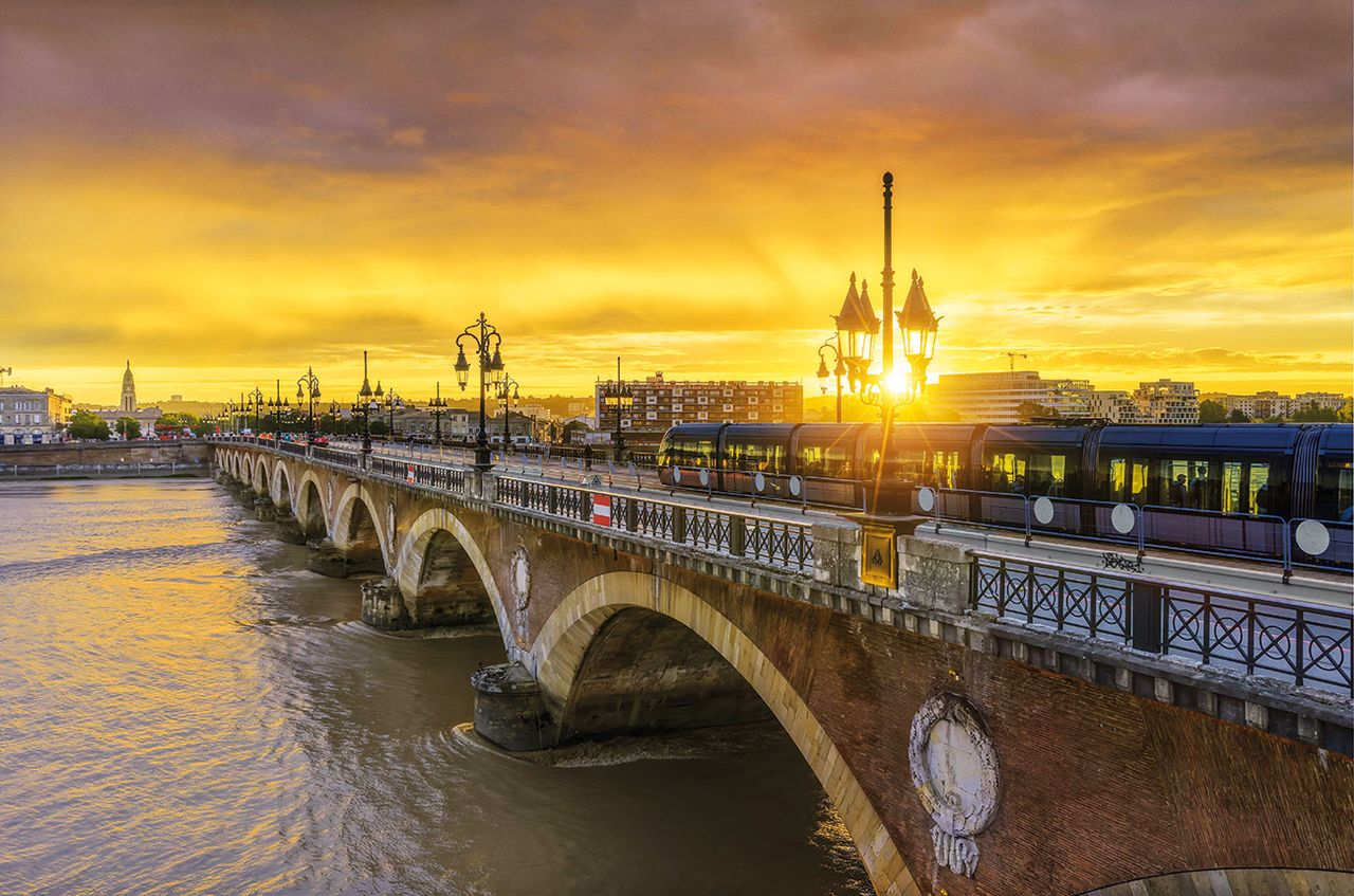Bordeaux travel: Where to eat and drink like a local in this famous wine region