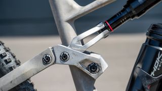 THOK E-Bikes prototype linkage details