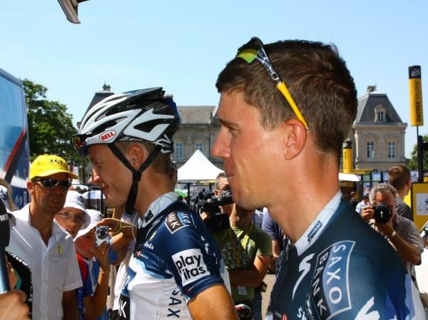 Matti Breschel and Chris Anker S&oslash;rensen at the start