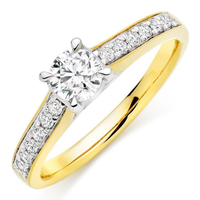 18ct Gold Diamond Solitaire Ring,
