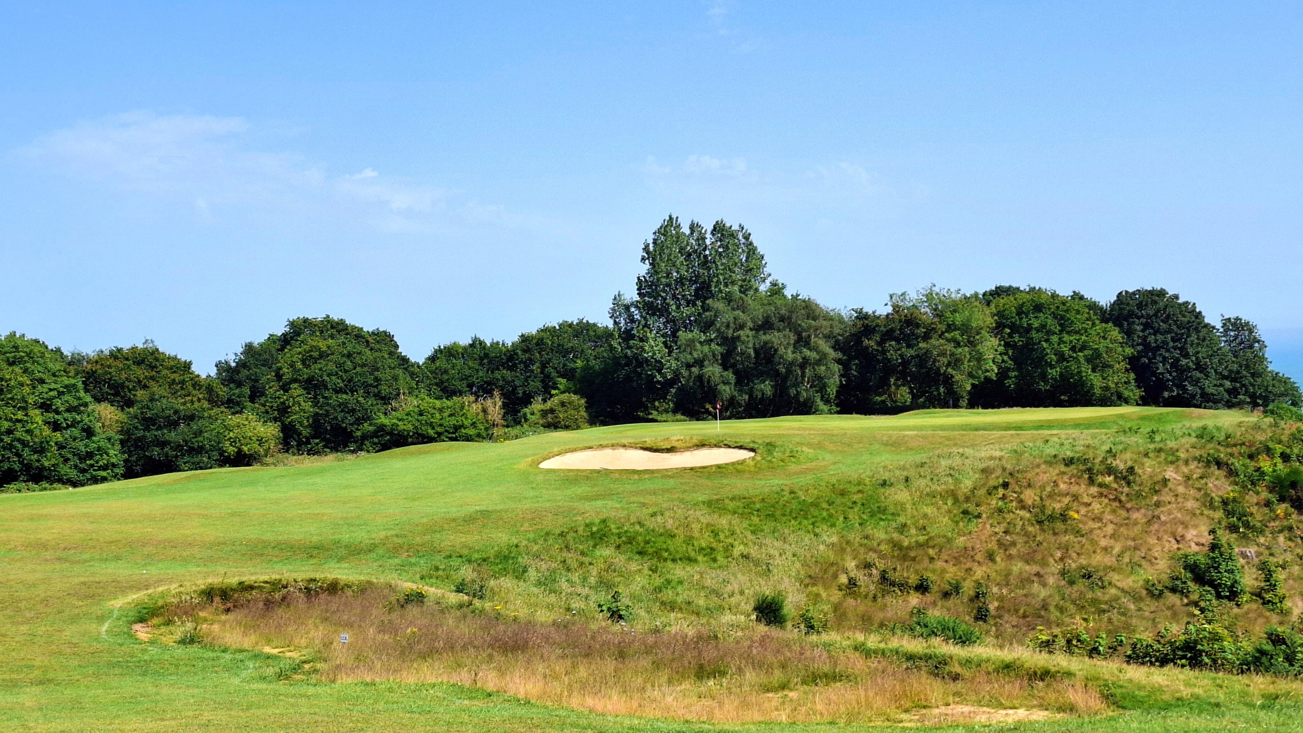 The approach to the 10th at Sene Valley