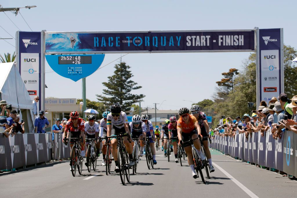 The sprint for second place at the 2020 women's Race Torquay