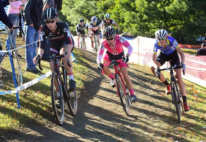 Young Emma White (Cyclocrossworld.com) leading the race on lap one