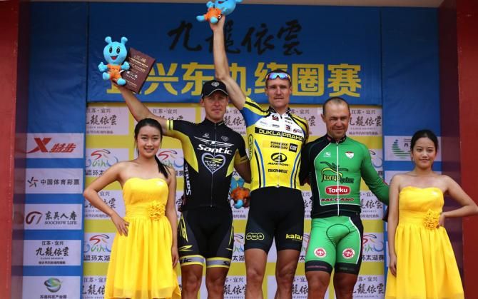 Top three finishers for stage 7 at the Tour of Taihu (L-R): Boris Shpilevskiy, Alois Kankovsky and Yuriy Metlushenko