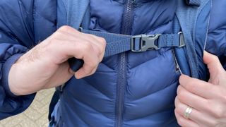 Kelty Journey Perfectfit Signature: chest strap