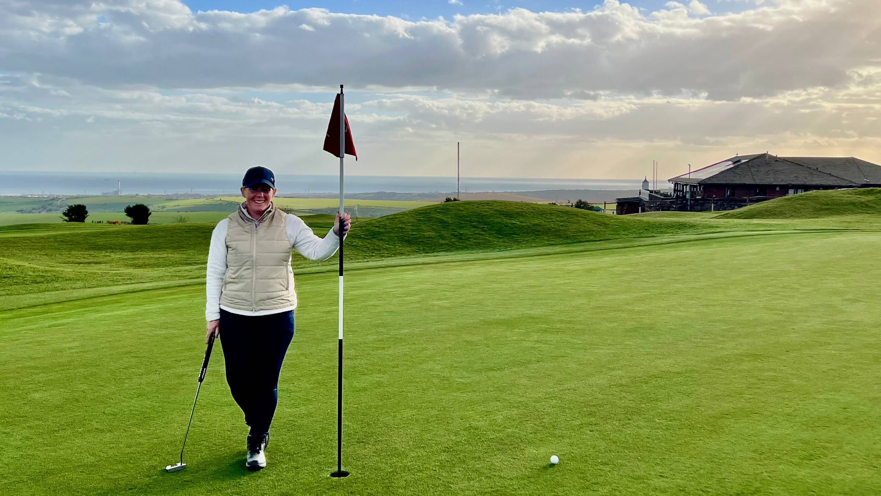 Carly Cummins at The Dyke Golf Club