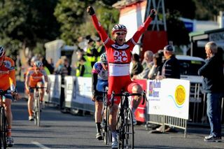 Walker shakes up general classification with stage win in Metung