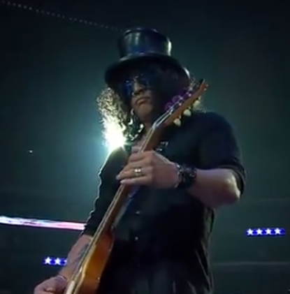 Slash shredded the National Anthem before the Kings-Blackhawks game and it was supremely boring