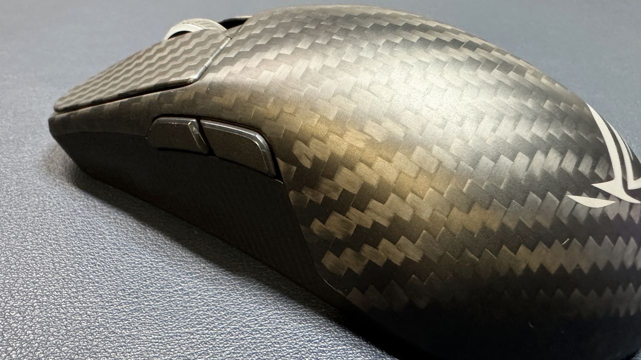 Asus ROG Harpe Ace Extreme