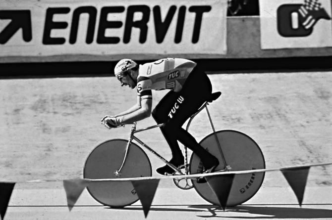 Moser in action on his aero bike